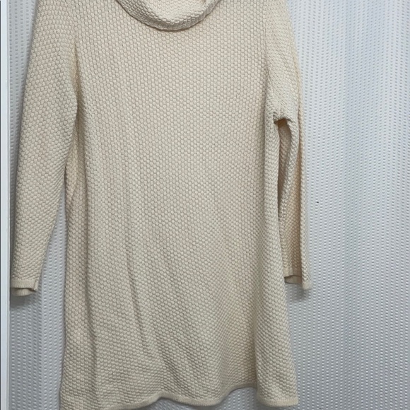 Sweater - Picture 2 of 4